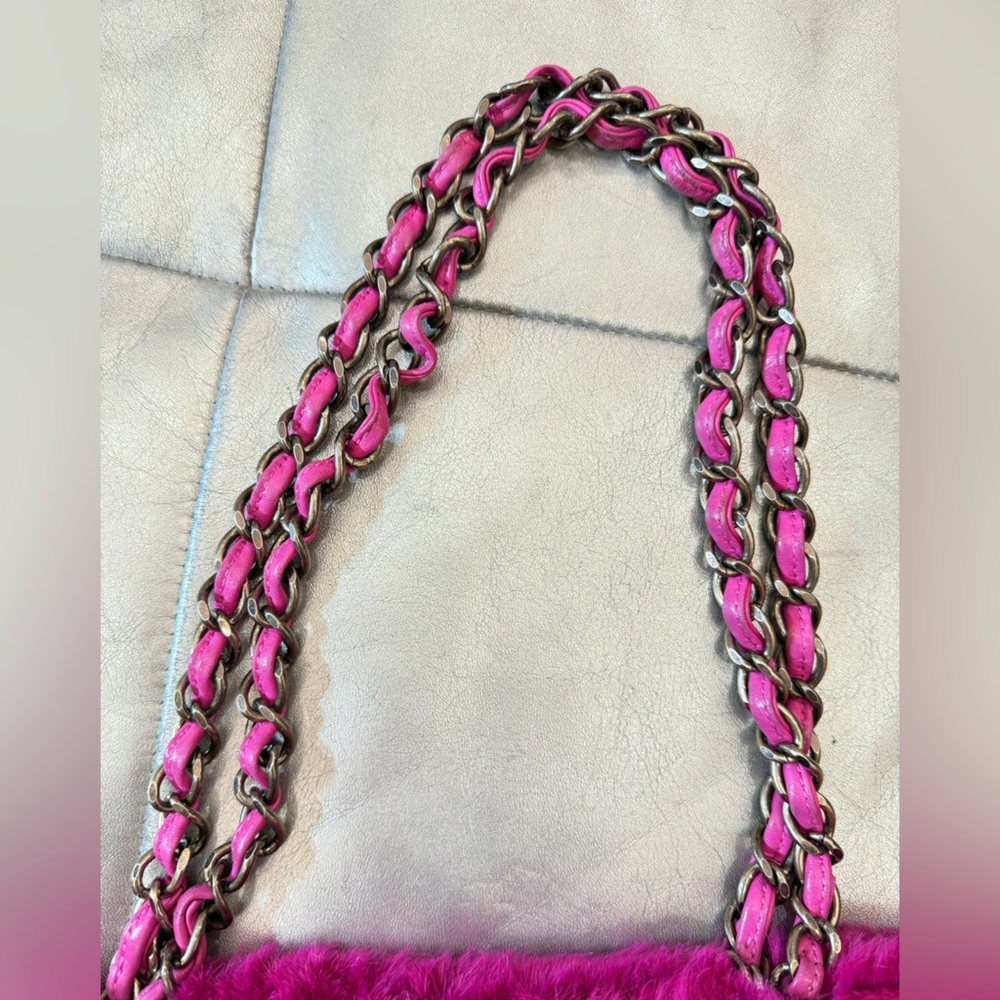 AUTHENTIC CHANEL LAPIN RABBIT FUR HOT PINK PURSE DOUBLE CHAIN STRAP CLUTCH RARE - Picture 3 of 16